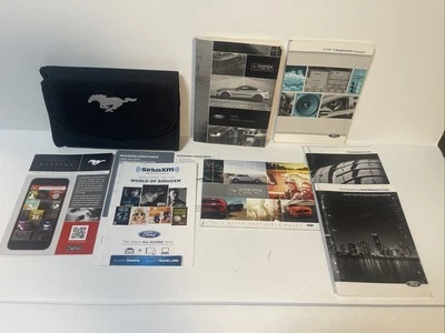 Ford Mustang 2016 manual del propietario y estuche SYNC Foto 1 de 4