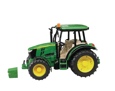 Trattore giocattolo John Deere 5115M in scala 1:16 +3Anni - Immagine 1 di 3