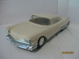 1958 CADILLAC 4 DOOR Hardtop 1/25 scale promo / friction Tan - Picture 1 of 10