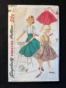 Simplicity Sewing Pattern 1742 Girls' Suspender Skirt & Skirt Size 12 UNCUT - Picture 1 of 2