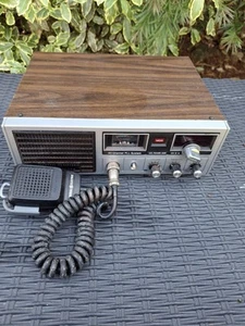 Radio CB 40 canaux vintage General Electric 3-5869a système PLL 1/1 sur ebay - Photo 1/13
