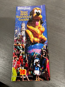 Disneyland Your 1990 Souvenir Guide by Kodak Souvenir Broschüre - Bild 1 von 3