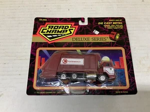 Road Champs 1993 Deluxe Series Garbage Truck - Picture 1 of 6
