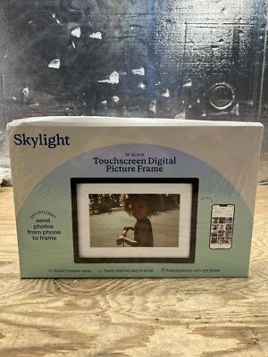 Skylight 10" Digital Photo Frame - Black BoxDamaged - Image 1 of 4
