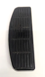 Suzuki 2005-2025 VL800 VL1500 Boulevard C90 C50 Front Left Floorboard Footpeg - Foto 1 di 13