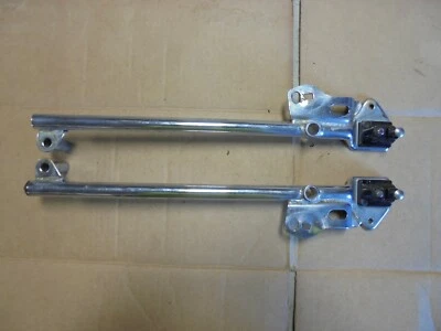 Honda Silver Wing GL500 1982 OEM rieles laterales traseros (juego 2) L y R  Foto 1 de 4