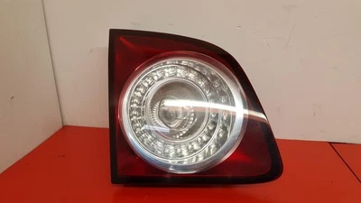 Volkswagen Golf Plus 2006 5 puertas luz trasera interior trasera luz de pasajero  Foto 1 de 4