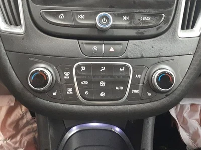 OEM Temperature Control For Malibu 84684288 Assy Auto - Image 1 of 4