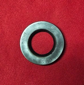 CR 8700 Nitrile Oil Seal - 0.875" Shaft x 1.499" OD x 0.250" W - USA, NEW - Picture 1 of 3