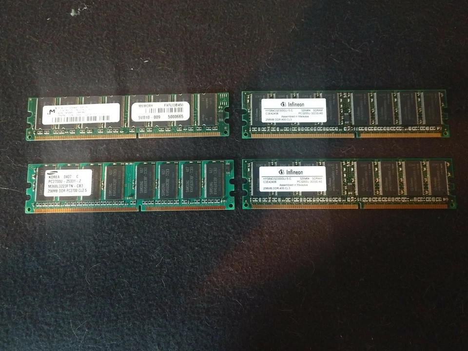 Lot of 4pcs 1GB (4x256MB) DDR memory - Image 1 of 4