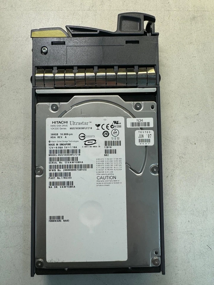 HITACHI HUS103030FLF210 17R6349 300GB 10K RPM 16 MB Fibre Channel 2Gbps 3.5" - Image 1 of 4