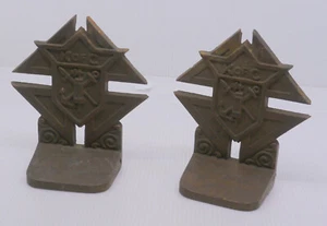 VINTAGE KNIGHTS OF COLUMBUS LOGO GUSSEISEN BUCHSTÜTZEN - Bild 1 von 5