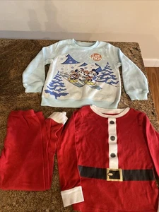5 T Set Of Pajamas And Disney Sweatshirt - Picture 1 of 3