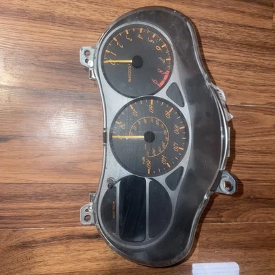 2000 - 2001 年丰田 Celica 速度表仪表组原始设备制造商 83800-2B050 169k 英里 — 第 1/3 张图片