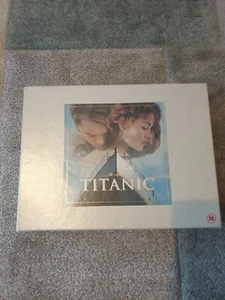 Titanic Breitbild Sammler Edition VHS Set Drucke Broschüre signiertes Skript - Bild 1 von 23
