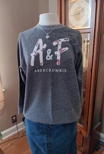 Abercrombie & Fitch Kids Floral Graphic Logo Sweatshirt Size 15/16 - Picture 1 of 7