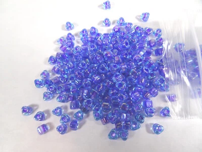 100 Miyuki Transparent Color-Lined Green & Red Glass TRIANGLE BEADS - Image 1 of 2