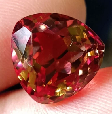 AAA+ Alexandrite 11.60 CT Trillion Cut Loose Gemstone Gift for Birthday - Image 1 of 4