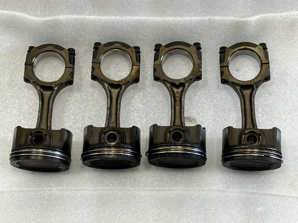 1991 1992 1993 1994 1995 TOYOTA PREVIA ENGINE PISTONS SET OF 4 NON-SUPERCHARGED - Image 1 of 4