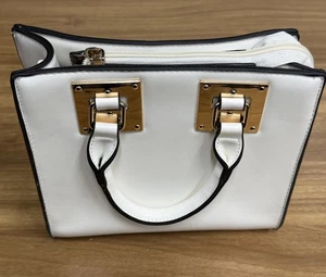 Really Cute White Purse With Gold And Black Trim 9x8x4” Unknown Brand - Picture 1 of 16