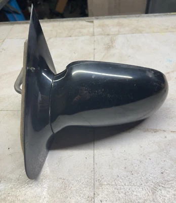 Conjunto de espejo retrovisor manual izquierdo lado conductor Cavalier Sunfire 1995-05 4 puertas negro Foto 1 de 4