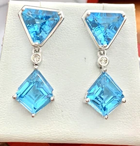  Pendientes de diamante de topacio azul triángulo de oro blanco de 14 K natural de 13,50 quilates  - Imagen 1 de 12