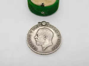 WW1 British Army Sterling Silver Service Medal PTE E Derbidge Antique 1918 AF - Picture 1 of 7