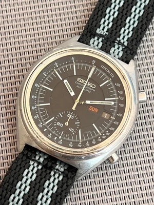 Reloj cronógrafo automático SEIKO 6139-7070 BABY JUMBO para hombre vintage esfera negra Foto 1 de 4