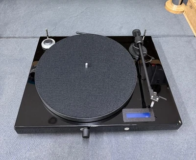 Tocadiscos Pro-ject Juke Box E BLUETOOTH Piano Negro Ortofon OM5e Cartucho EX - Imagen 1 de 4