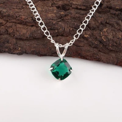 Ciondolo in argento sterling 925 con pietra preziosa creata in laboratorio... - Immagine 1 di 4