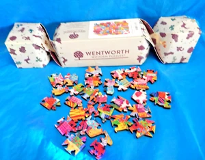 WENTWORTH WOODEN JIGSAW PUZZLE "CHRISTMAS PRESENTS", UNIQUE SHAPE, CRACKER BOX - Picture 1 of 8