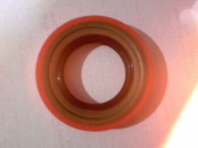REAR AUTOMATIC GEARBOX OIL SEAL FOR HOLDEN COMMODORE,VT VX VY VZ,V6-V8,4SPD AUTO - image 1 of 3