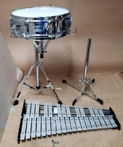 YAMAHA XYLOPHONE AND PICCOLO SNARE DRUM SET WITH CARRY CASE ! G - Picture 1 of 7