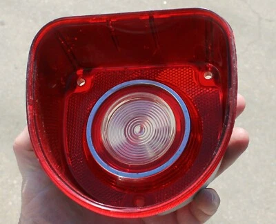 OEM 1968 CHEVROLET IMPALA CAPRICE TAIL LIGHT LENS GM 5959827 Guidex - Image 1 of 4