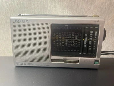 Vintage SONY ICF-SW11 Stereo 12 Band Receiver WorldBand FM/SW/MW/LW Radio - Image 1 of 4
