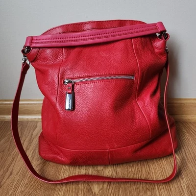 Bolso de Hombro B. Makowsky Lápiz Labial Rojo Cuero Texturizado Correa Ajustable Cartera Foto 1 de 4