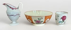 NICE SELECTION OF 18TH CENTURY WORCESTER, LIVERPOOL, NEW HALL PORCELAIN C1780 - Picture 1 of 13
