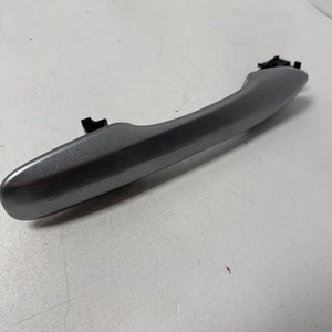 2018-2019-2020-2023 TOYOTA CAMRY EXTERIOR DOOR HANDLE FRONT RIGHT SIDE OEM 1PCS - Picture 1 of 5