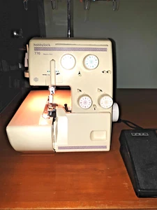 Pfaff hobbylock 776 overlocker machine - video of running - requires service - Picture 1 of 10