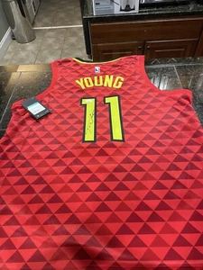 Atlanta Hawks TRAE YOUNG  Signed NIKE Swingman Jersey JSA - Picture 1 of 2