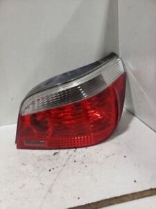 Passenger Right Tail Light Red And Clear Lens Fits 04-07 BMW 525i 681115