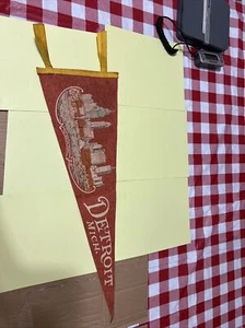 Vintage Detroit Michigan The Water Front Pennant - Picture 1 of 5