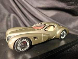 NEO Chrysler Atlantic Concept 1995 Gold 1:43 Scale Inv. #4149 - Picture 1 of 5