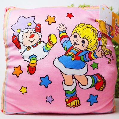 Almohada Rainbow Brite y Twink 14"x14" Rosa Suave Etiquetas Originales Nuevo Regalo Foto 1 de 4