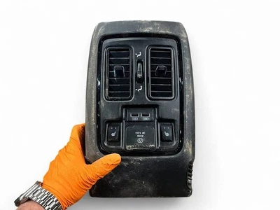 Dodge Durango III 2023 Rear air vent grill 0263001008 UPG9704 — 第 1/4 张图片