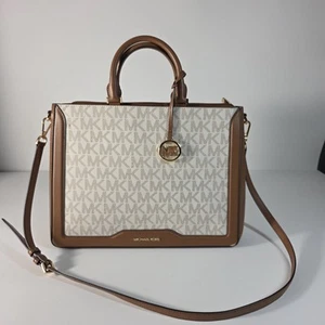 Borsa a tracolla Michael Michael Kors Classic MK Arielle Vanilla/ACRN LG - Foto 1 di 16