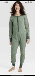 Hearth And Hand Magnolia One-Piece Pajamas Size Womens XS Green Christmas - Picture 1 of 6