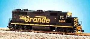 USA Trains G Scale 22205 RIO GRANDE GP38-2 BLACK/ORANGE - Picture 1 of 1