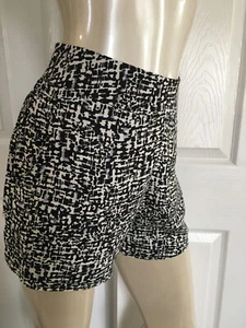 Maurices Dress Shorts Women's Sz. Small Black Multi Color Elastic Back NWT - Picture 1 of 6