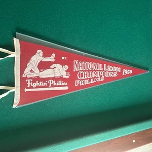VINTAGE 1950 FIGHTIN PHILLIES PENNANT FLAG RARE GREAT CONDITION - Picture 1 of 15